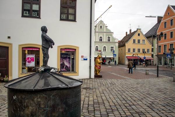 Oso y cerveza en Freising Oso y cerveza en Freising